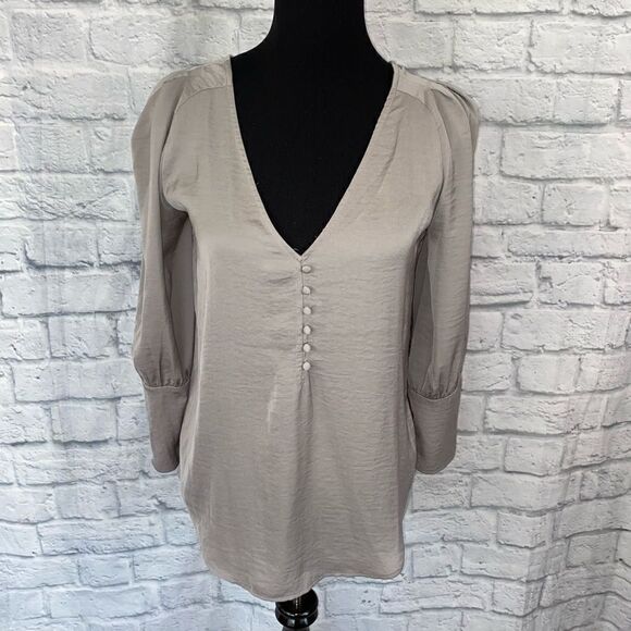 Express vneck Longsleeve blouse w/tie back silver new without tags sz small wome - Picture 1 of 9